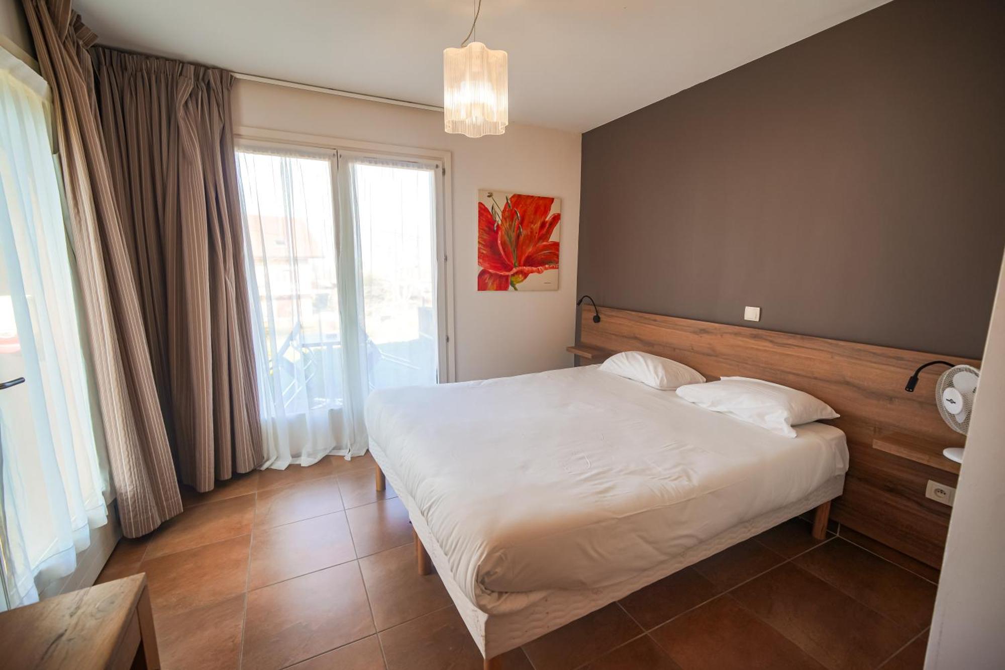 Résidence Hôtelière Spa Les Chataigniers Saint-Jorioz Exterior foto