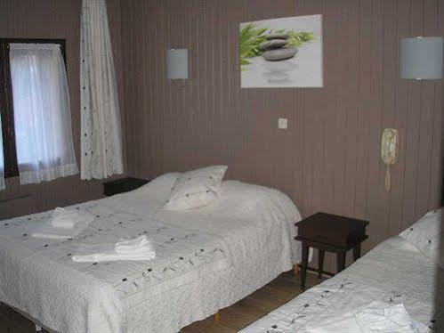 Résidence Hôtelière Spa Les Chataigniers Saint-Jorioz Exterior foto